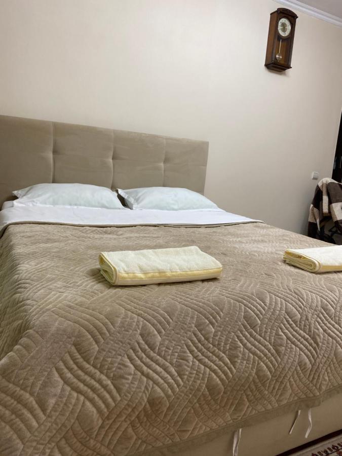 Apartament Flat Ałma Ata Zewnętrze zdjęcie
