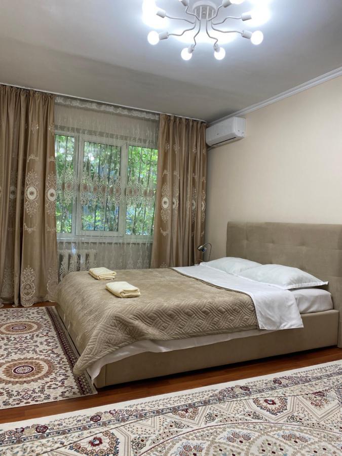 Apartament Flat Ałma Ata Zewnętrze zdjęcie